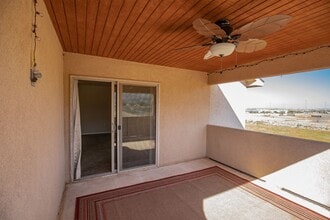 Building Photo - Elegant 3 Bed 2 Bath Home - 2 Story & Pet Friendly!
