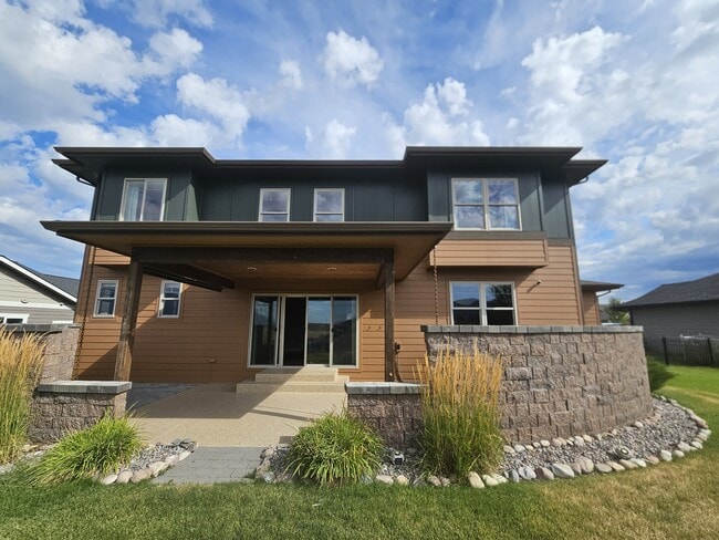 Building Photo - 5010 Jeff Dr