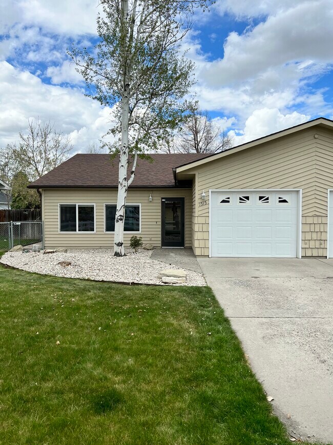 1515 Wicks Ln, Billings, MT 59105 Townhome Rentals in Billings MT