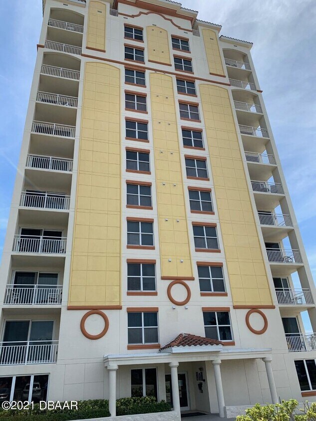 2071 S Atlantic Ave Unit 102, Daytona Beach Shores, FL 32118 Condo