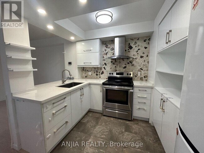 Building Photo - 53 Redhead Crescent