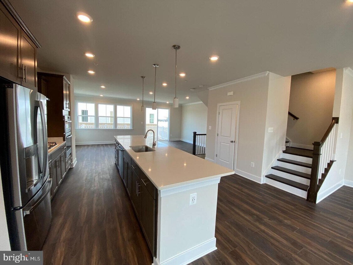 Foto principal - 115 Johnson Meadow St