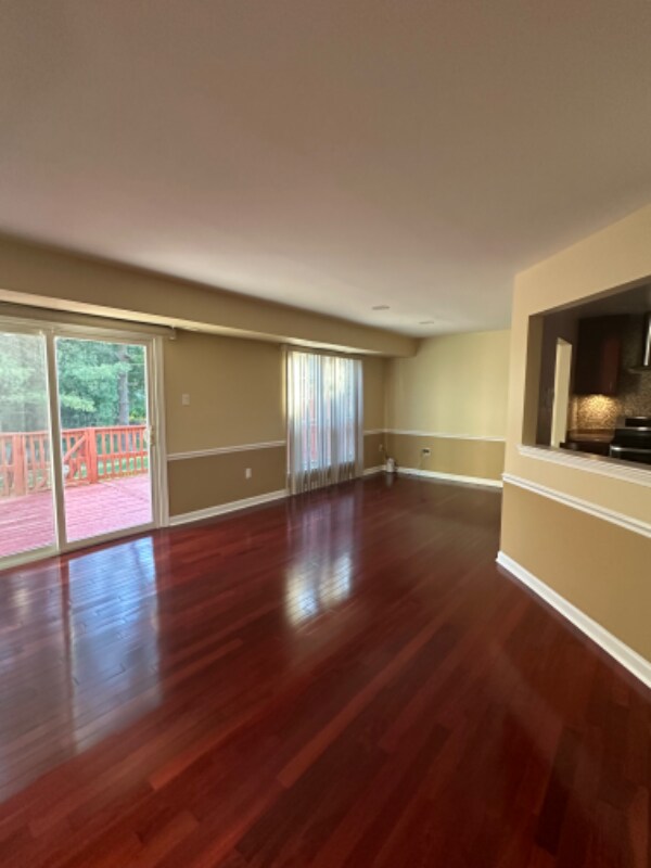 Building Photo - 1640 McNelis Dr