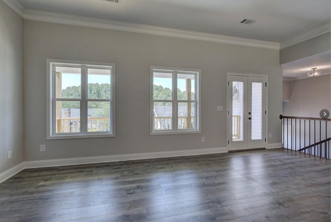 Building Photo - 315 Arbor Cir
