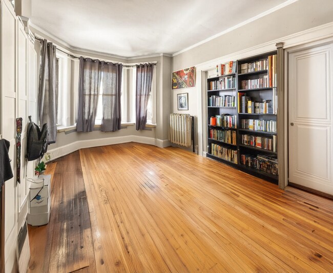 Foto del edificio - 32 Glenville Ave