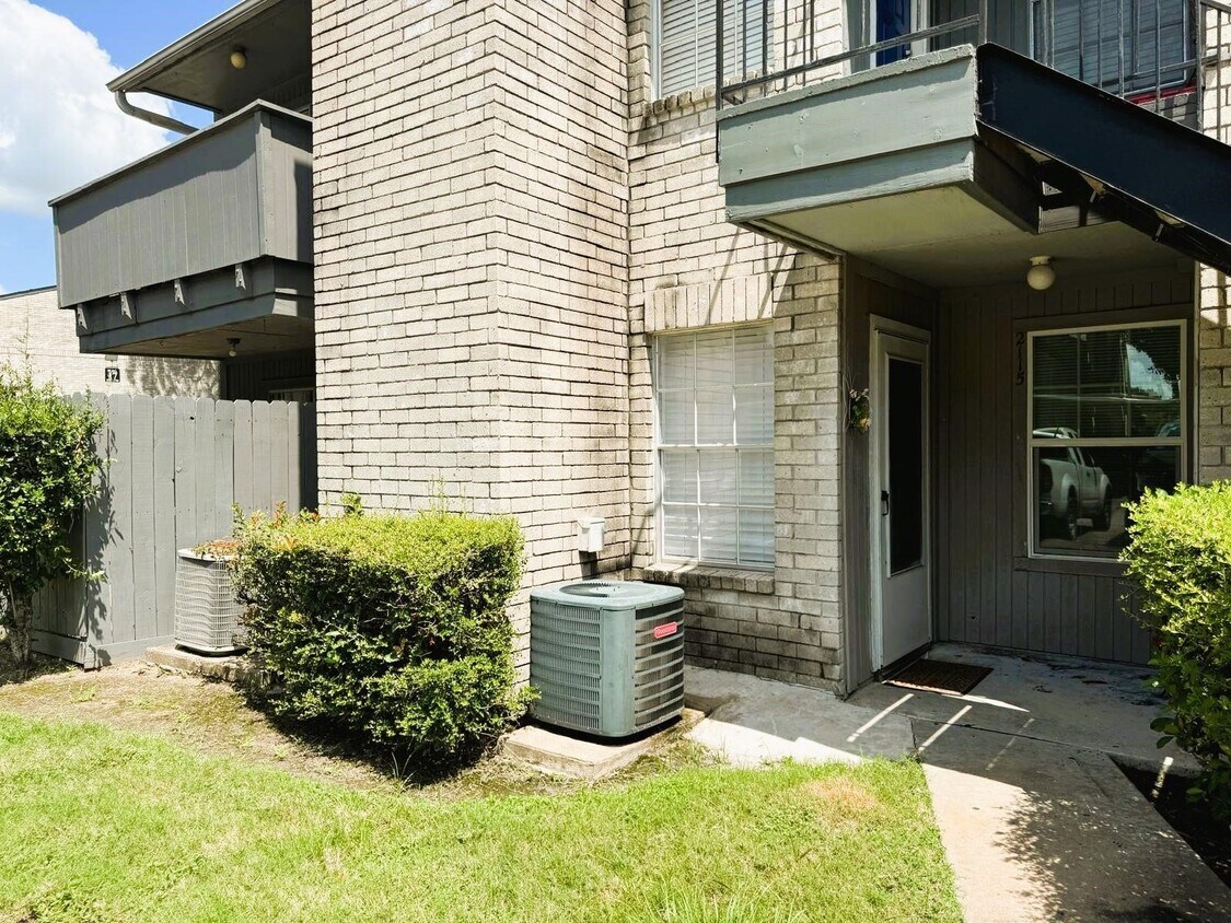 Foto del edificio - 9700 Leawood Blvd