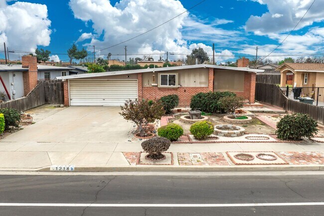 Foto del edificio - Charming 3 bedroom 1.5 bathroom home locat...