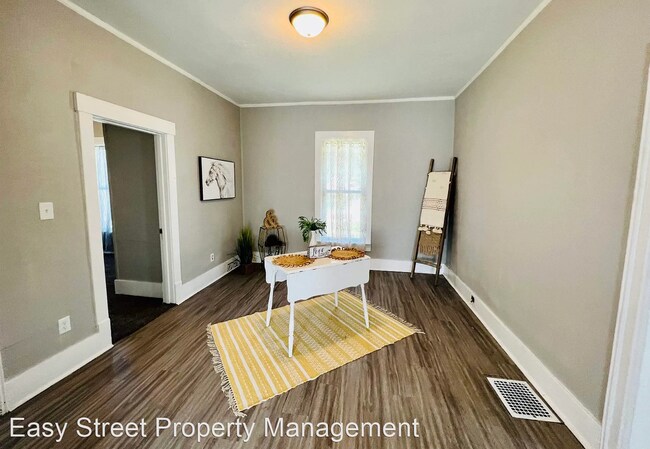Building Photo - 3 br, 1 bath House - 4403 12th St