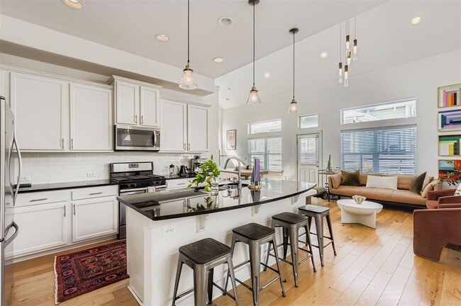 Building Photo - 7205 Lysander Ct
