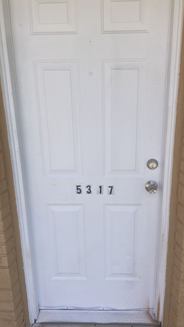 Foto del edificio - 5317 Avery Rd