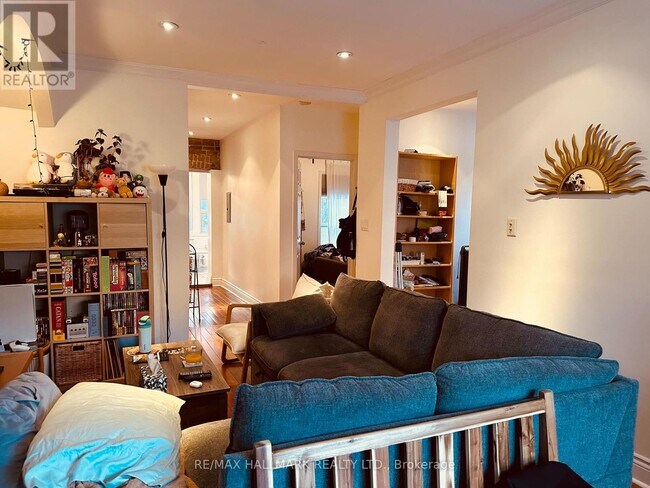 Photo du bâtiment - 20 Triller Ave