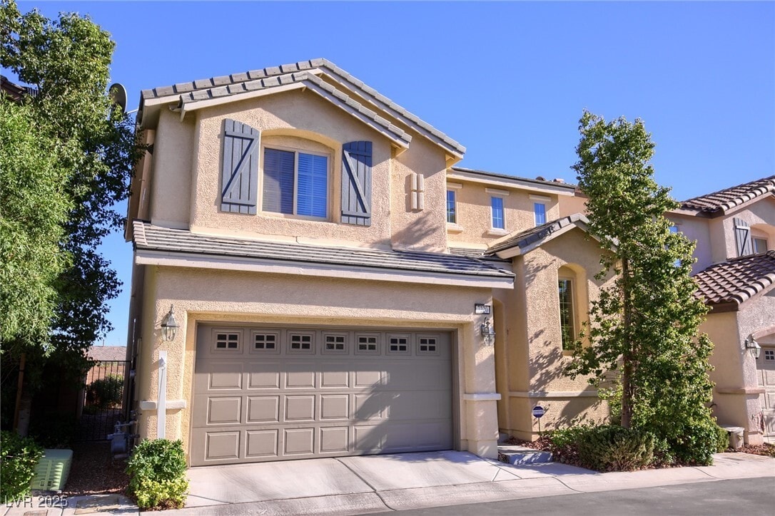 Foto principal - 7220 Willow Brush St