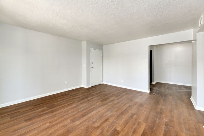 Interior Photo - Legend Oaks Gated Community