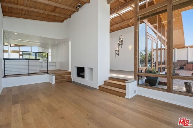 Foto del edificio - 3909 Sierks Way