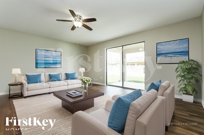 Building Photo - 8741 Hinsdale Heights Dr