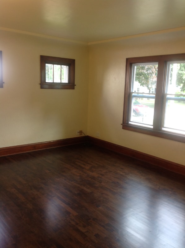 Building Photo - 1118 W Summer St