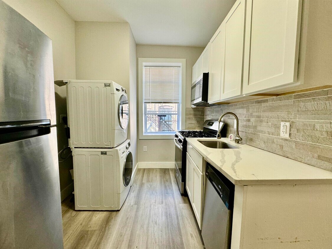 Foto principal - 6404 Park Ave