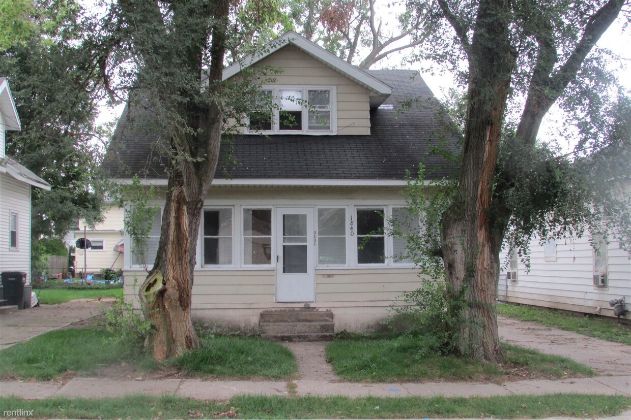 Primary Photo - 4 br, 1 bath House - 1840 Berkley Ave SW