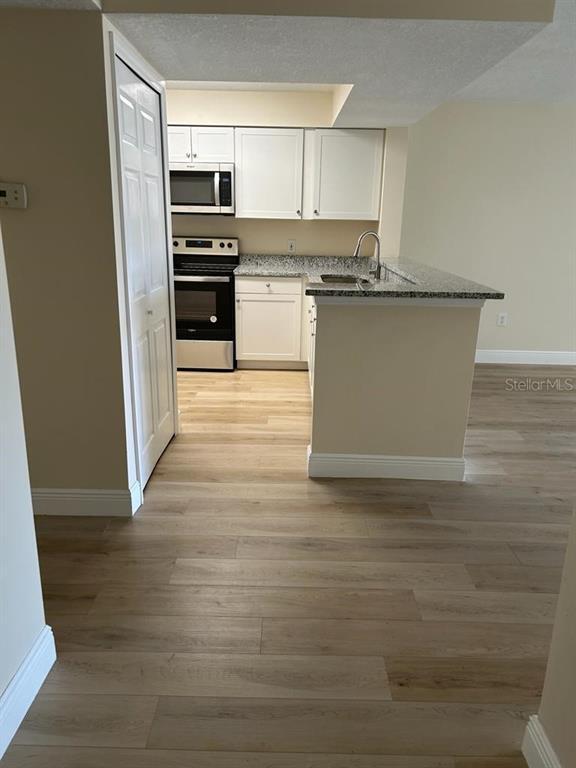 Foto del edificio - 14025 Fairway Island Dr