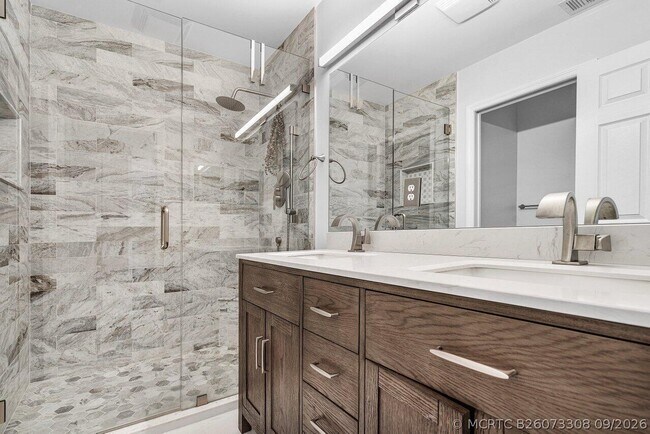 Building Photo - 6328 Stonehurst Cir
