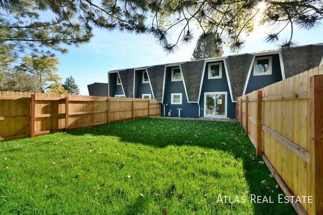 Foto del edificio - Stunning 3-Bedroom Home in Boulder!