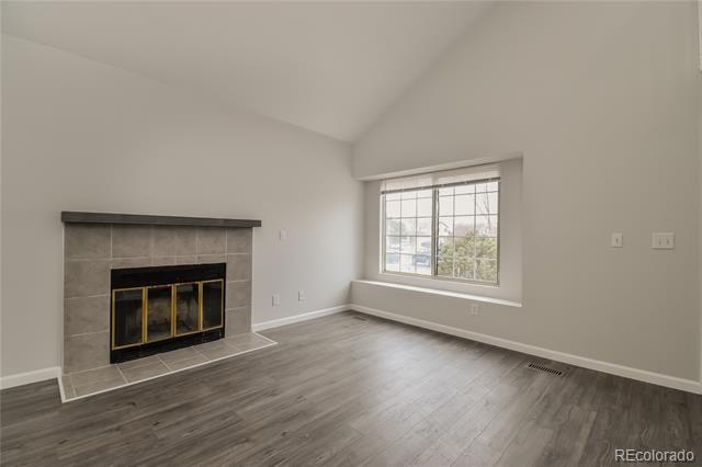 Foto del edificio - 3620 Hazelwood Ct