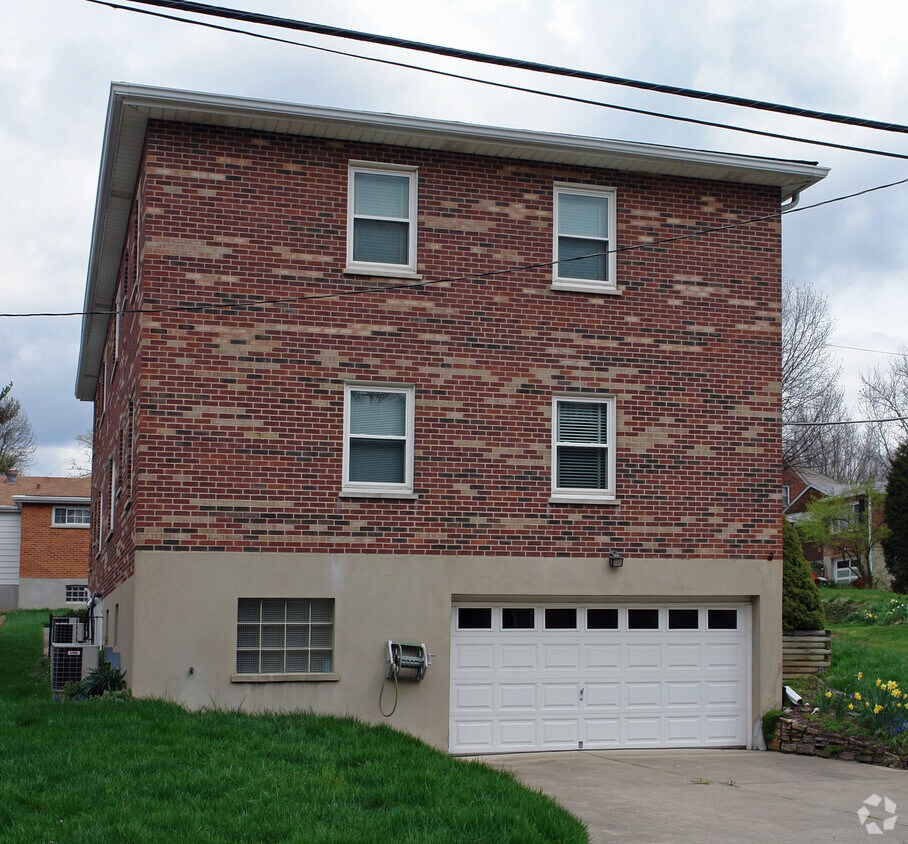Building Photo - 31 Faye Dr
