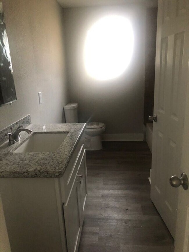 Building Photo - Newly renovated home located in the Sour L...