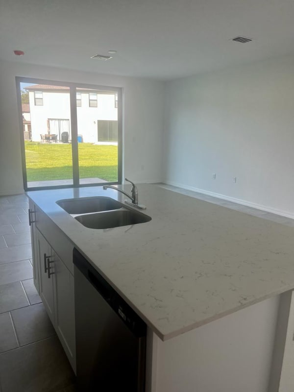 Building Photo - 14310 Oviedo Pl