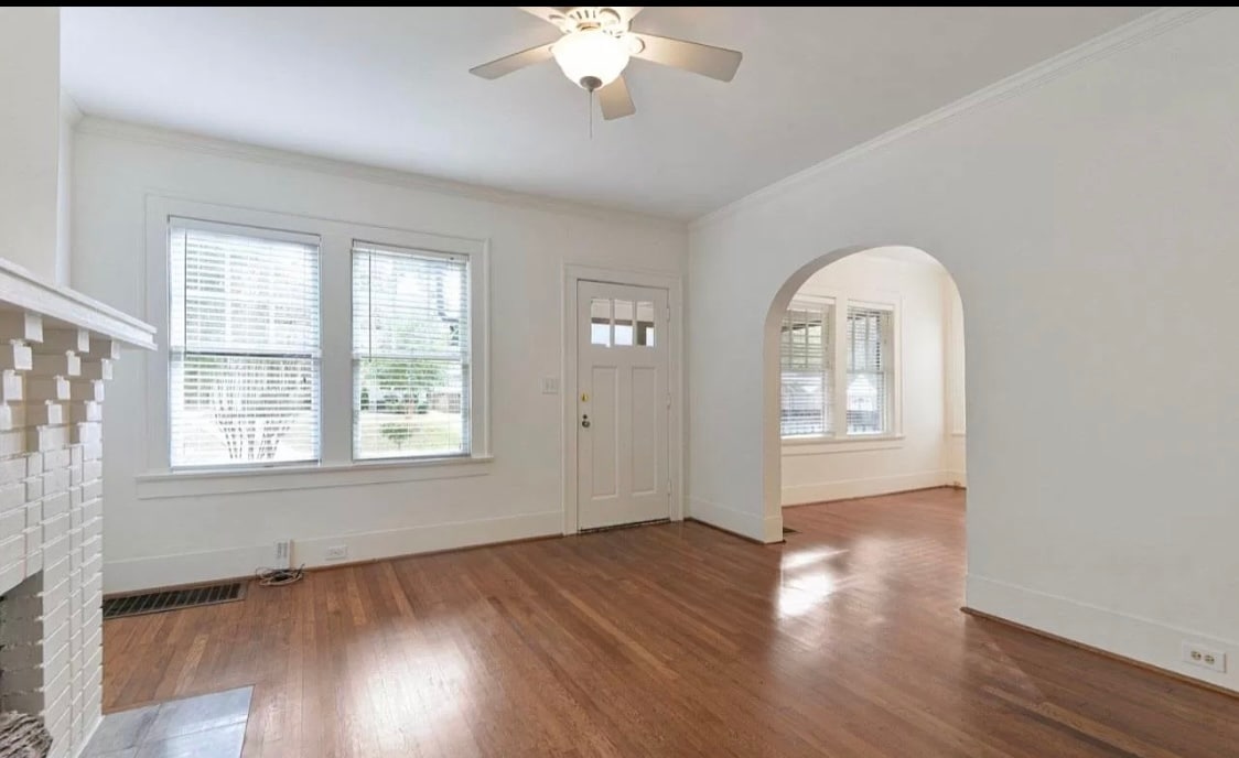 Entry/LR/DR - 466 Burlington Rd NE (Atlanta, GA)