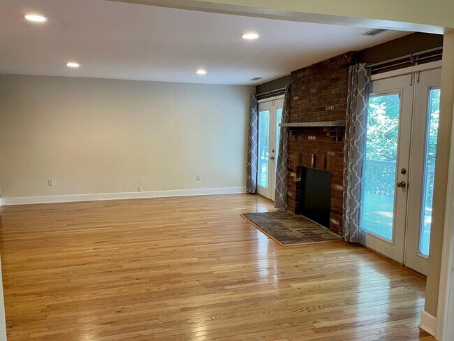 Building Photo - 111 Coburn Ave