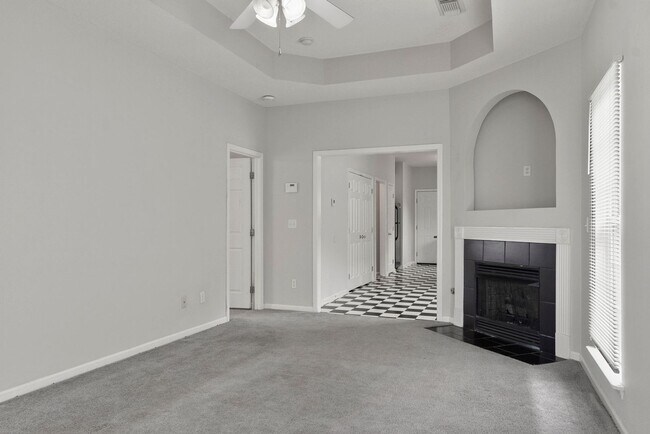 Foto del edificio - Nice 3 Bed 2 Bath Home! Available Now!
