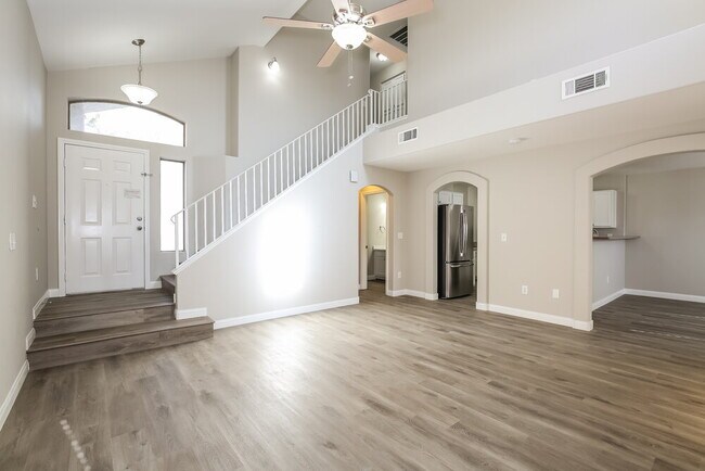 Building Photo - 1411 Dillon Ridge