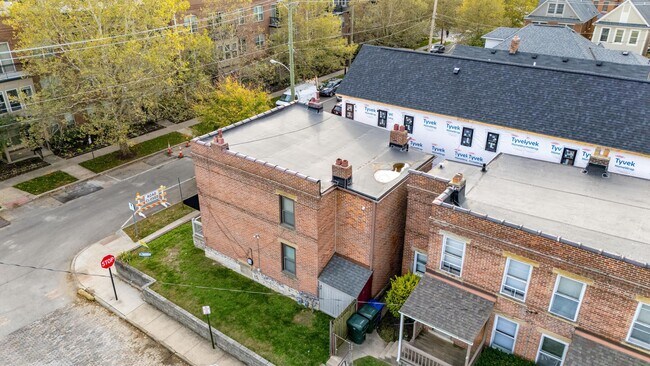 Foto del edificio - 514 W 1st Ave