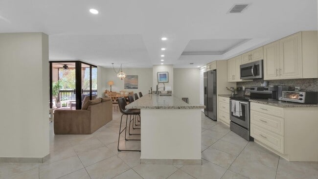 Foto del edificio - 450 Egret Cir