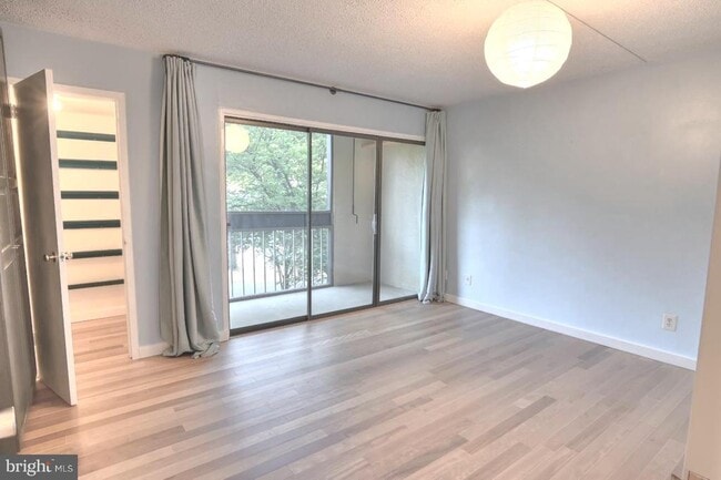 Building Photo - 1578 Moorings Dr