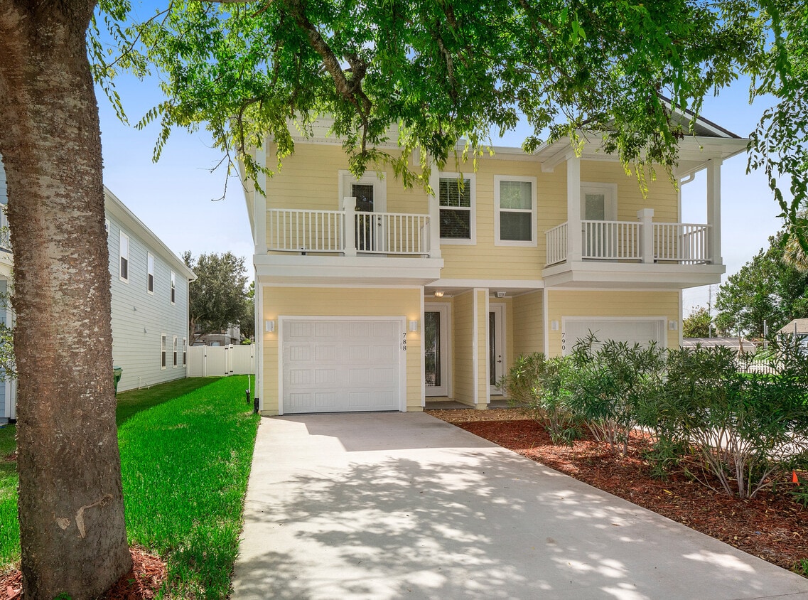 Photo - 786 6th Ave S (Jacksonville Beach, FL)
