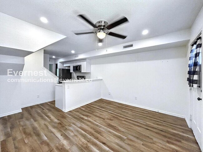 Building Photo - 230 Debus Dr