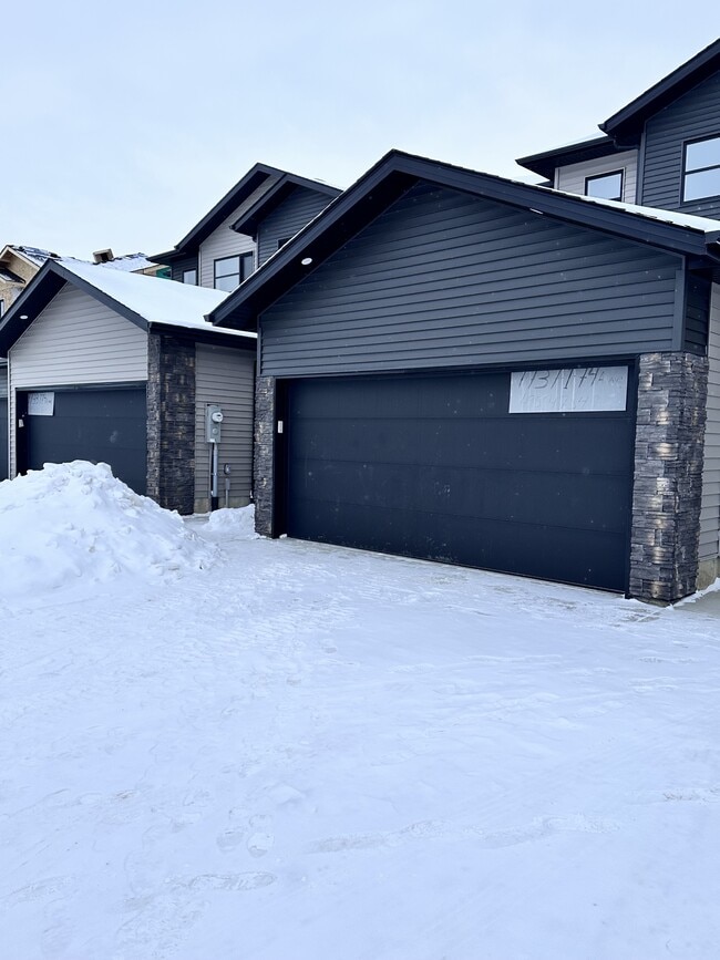 Building Photo - 7729-174A 174A Ave NW