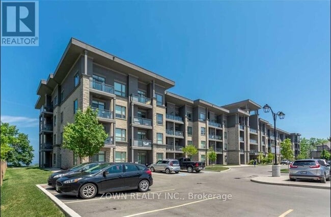 Building Photo - 35-235 Southshore Cres