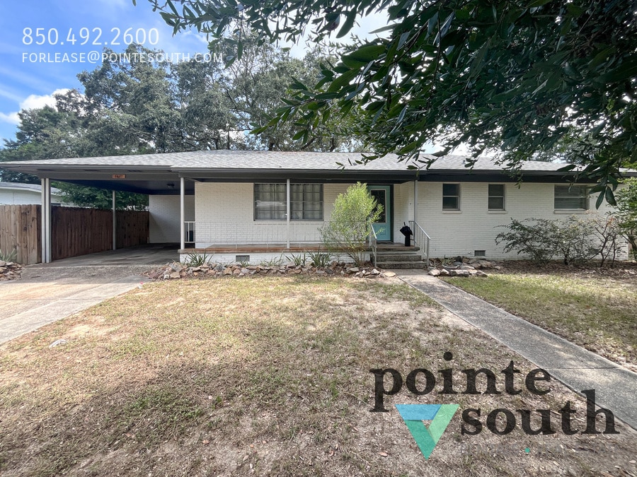 Foto principal - 5807 Aurora Ave