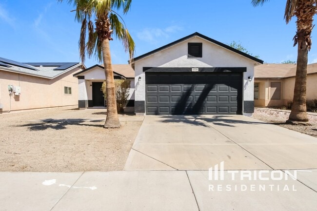 Building Photo - 11774 W Corrine Dr