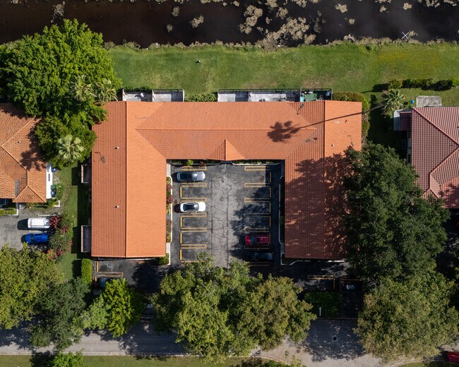 Foto del edificio - 10911 NW 45th St