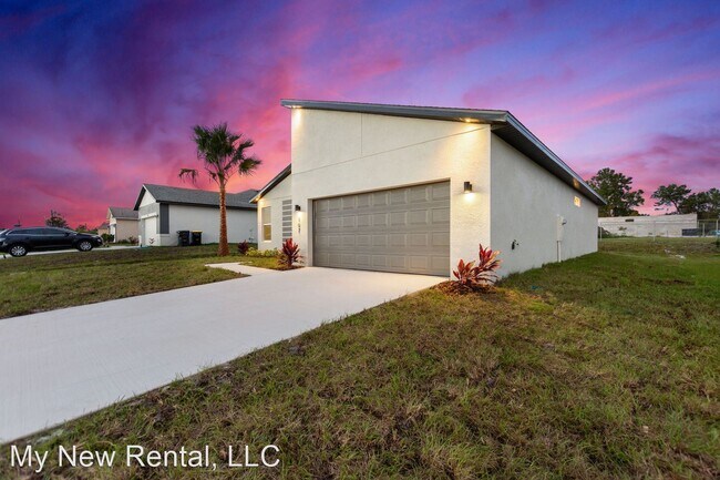 Building Photo - 4 br, 2 bath House - 1012 James Drive