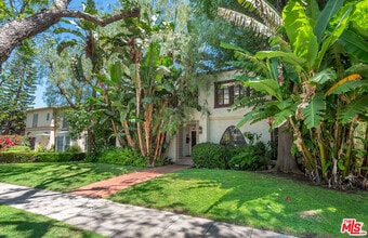 Building Photo - 340 N Oakhurst Dr