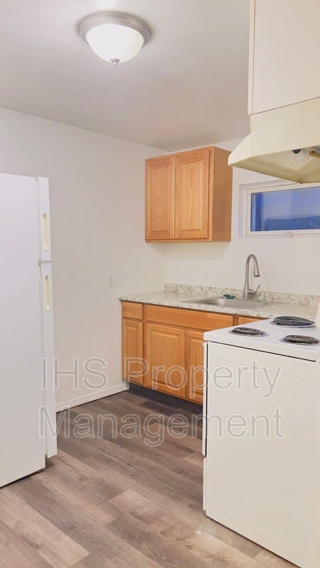 Building Photo - 4335 Fallon Dr