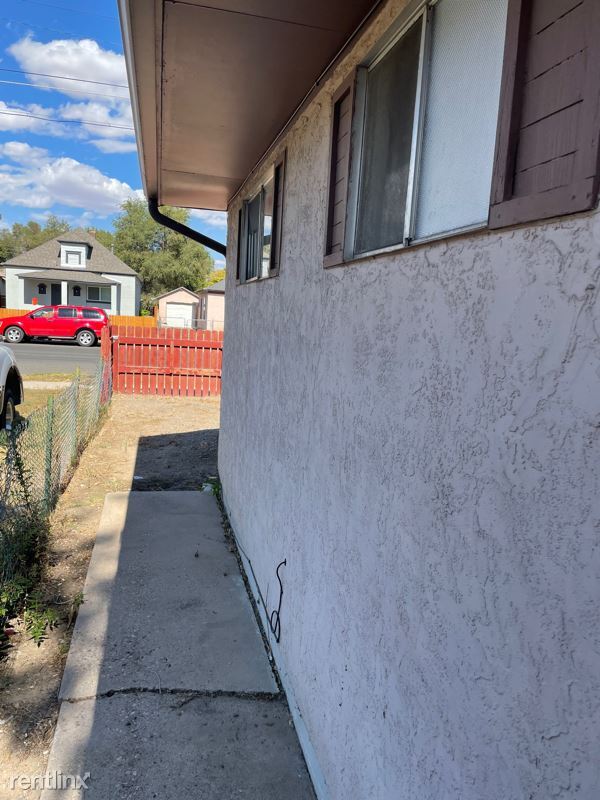 Foto del edificio - 2 br, 1 bath Townhome - 1112 W Mesa Ave