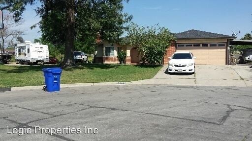 Foto principal - 15740 Pine Ave