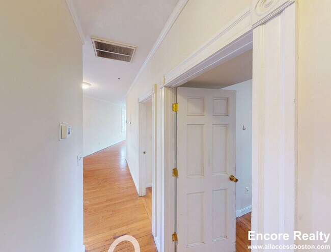 Foto del edificio - 8 Bishop Richard Allen Dr