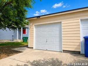 Foto del edificio - 15415 Kamary Ln